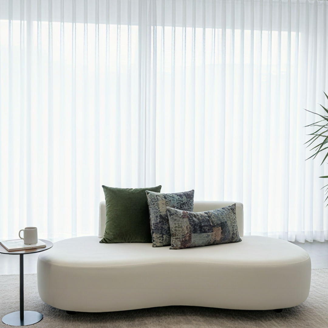 _BBRed and White Modern Black Friday Flyer (27)